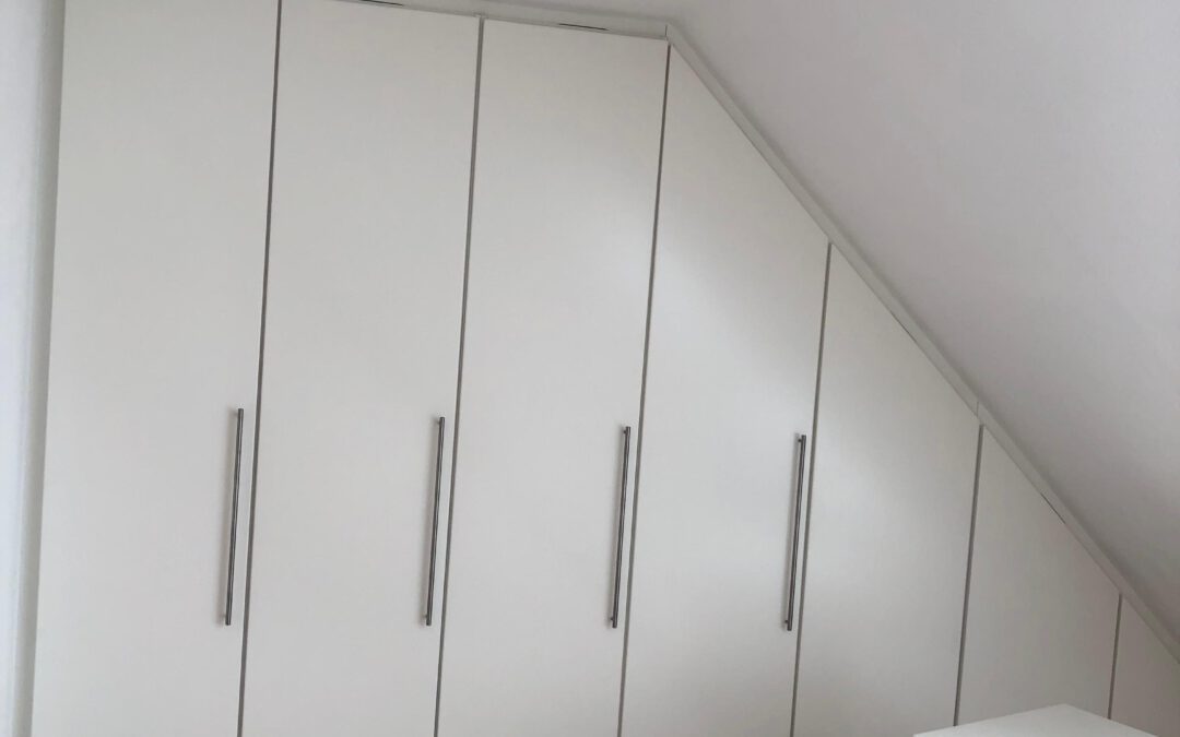 Innenausbau / Einbaukleiderschrank