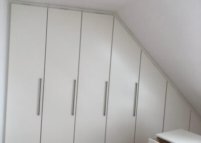 Innenausbau / Einbaukleiderschrank